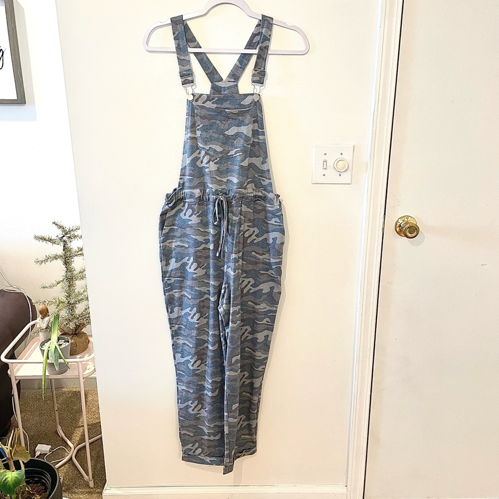 Hayden Size S Camo Overalls